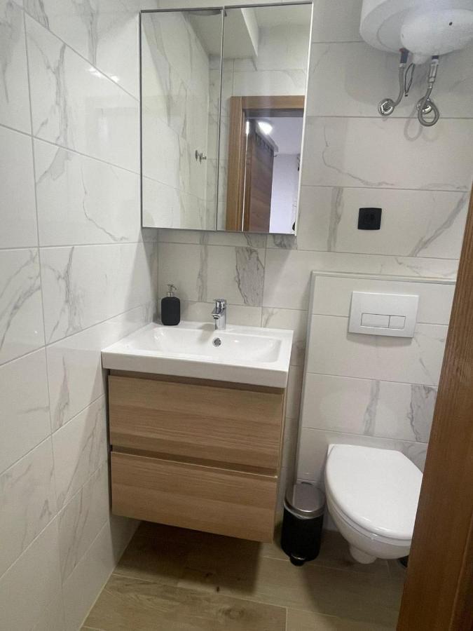 Apartments Anka Pula Bagian luar foto
