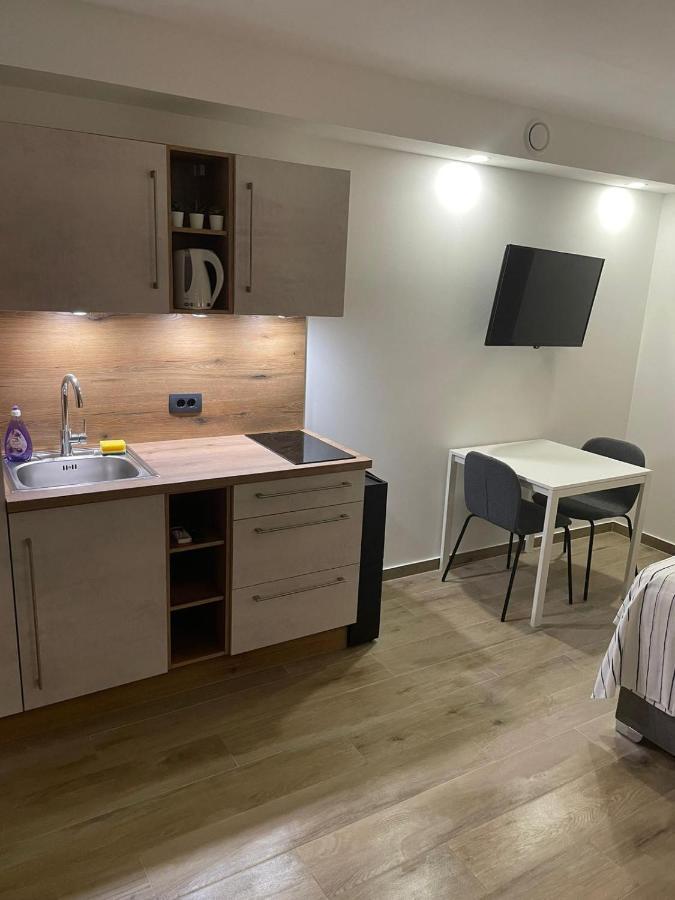 Apartments Anka Pula Bagian luar foto